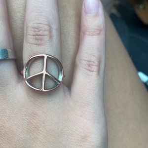 peace sign ring